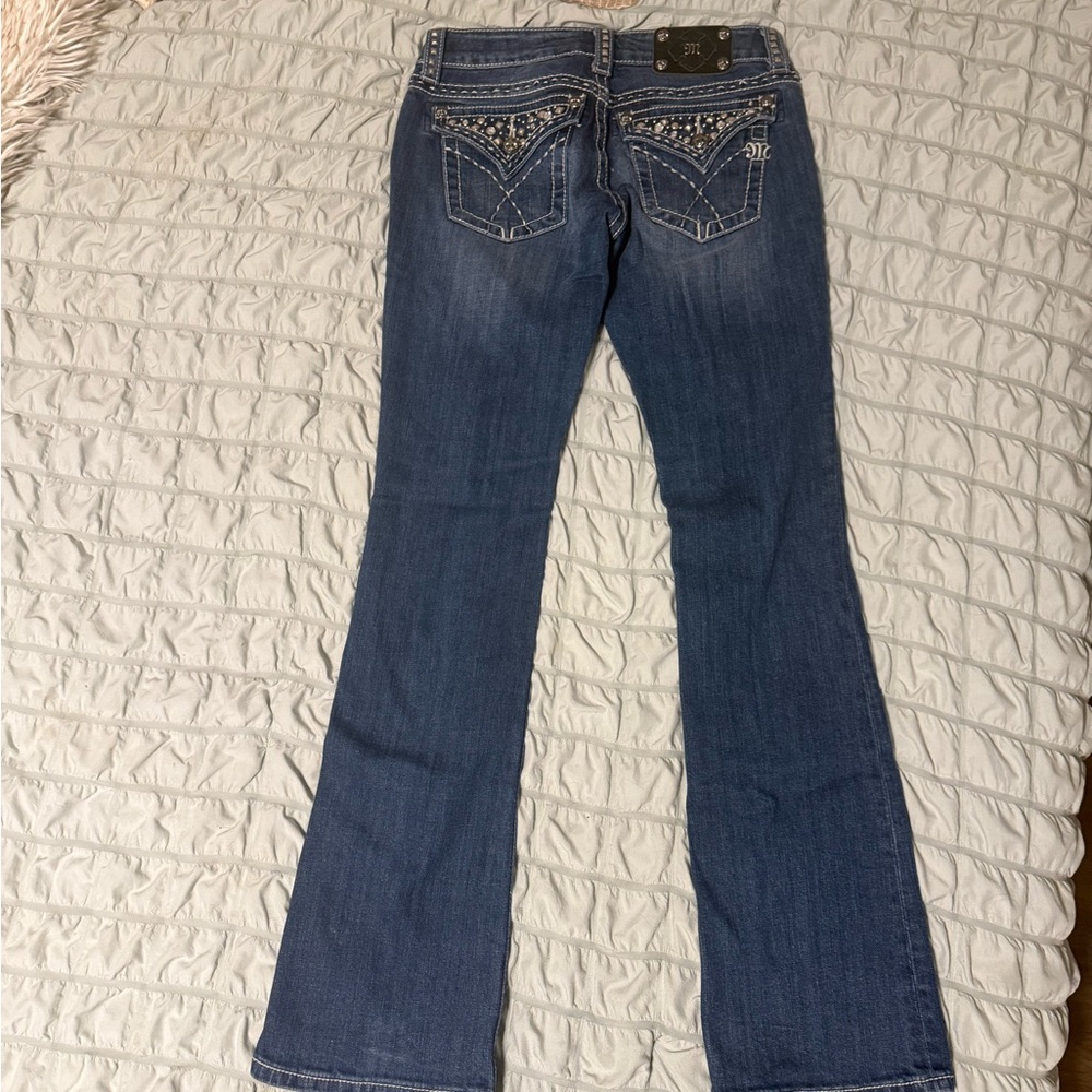 ✨ Miss Me Bootcut Jeans – Size 28 – Bling Pockets ✨